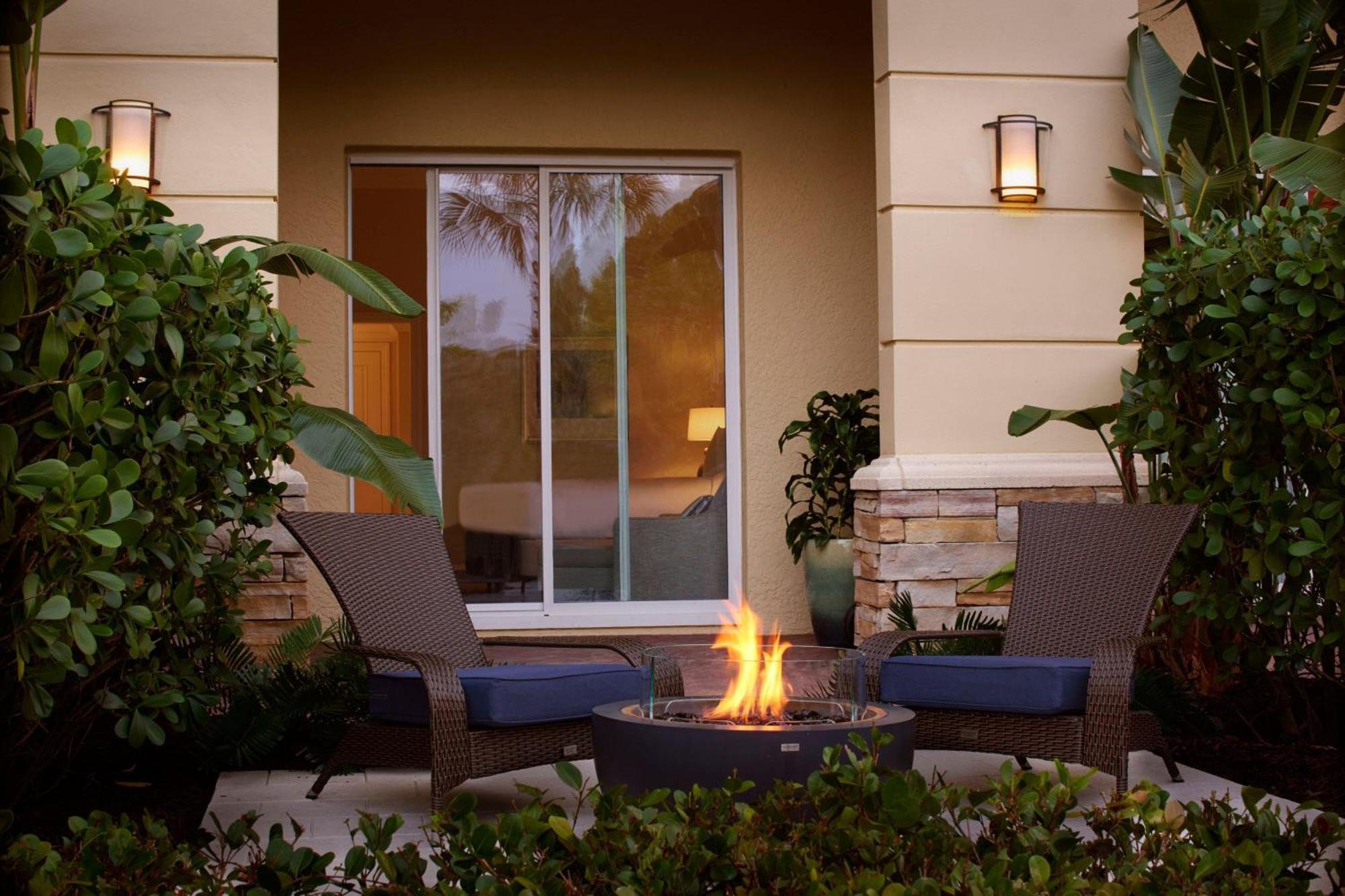 The Ritz-Carlton Naples, Tiburon Hotel Naples Park Exterior photo