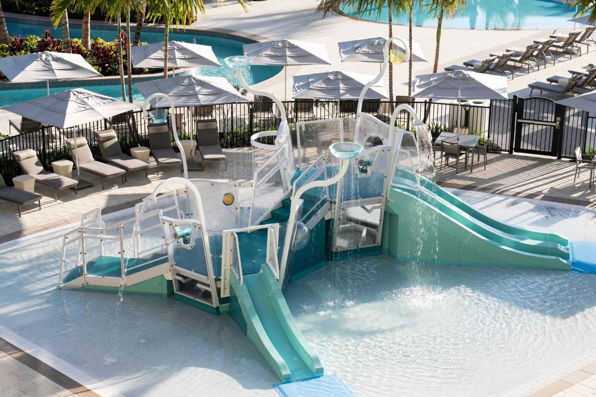 The Ritz-Carlton Naples, Tiburon Hotel Naples Park Exterior photo